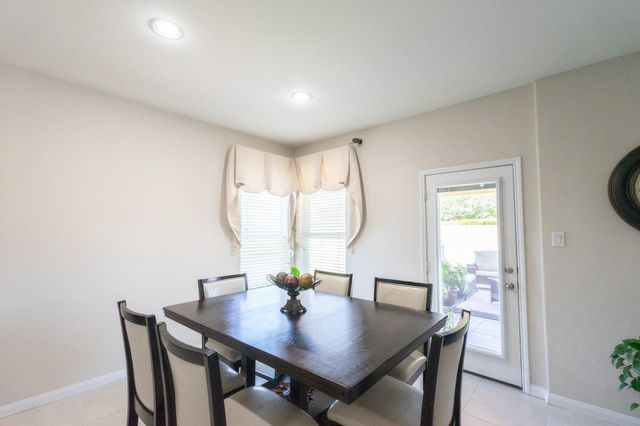 2207 Hannah Creek Court, Pearland, TX 77089