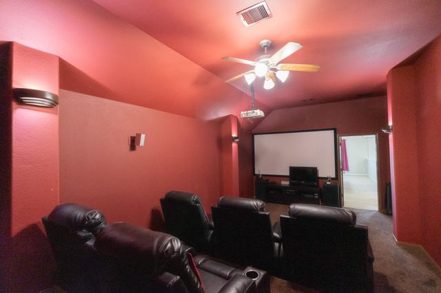2207 Hannah Creek Court, Pearland, TX 77089