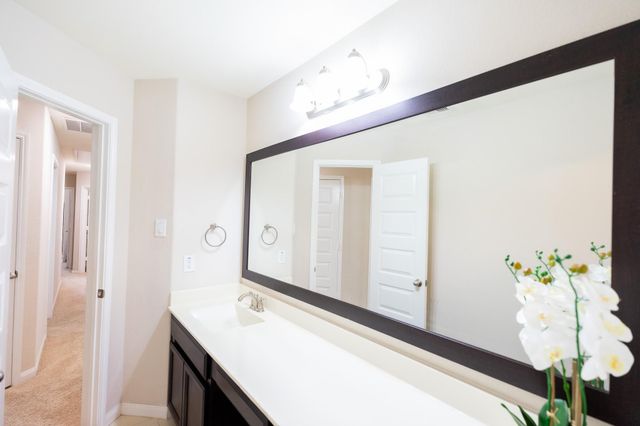 2207 Hannah Creek Court, Pearland, TX 77089