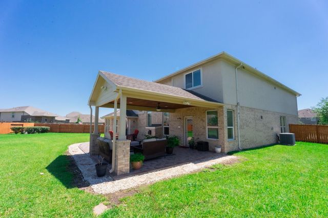 2207 Hannah Creek Court, Pearland, TX 77089