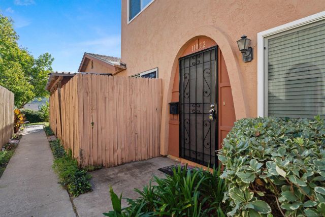 11052 Via San Marco, San Diego, CA 92129