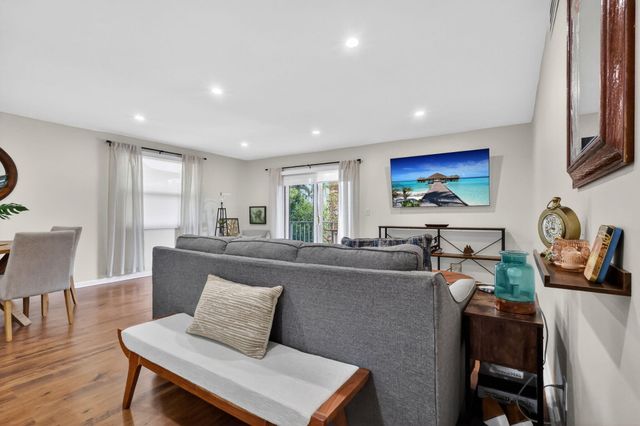 720 N Dixie Highway 604, Lantana, FL 33462