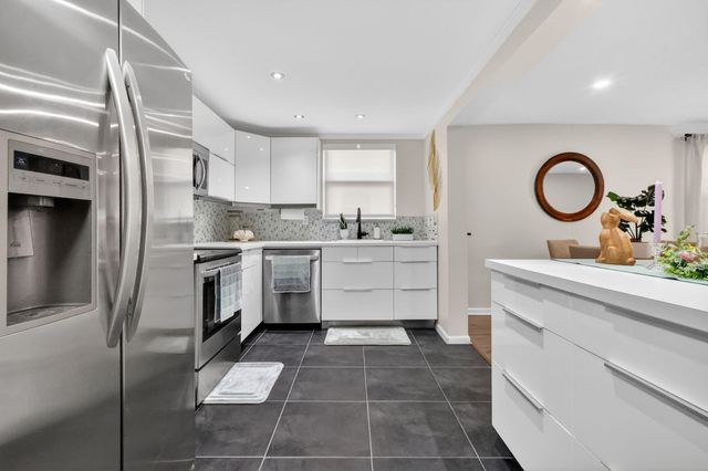 720 N Dixie Highway 604, Lantana, FL 33462