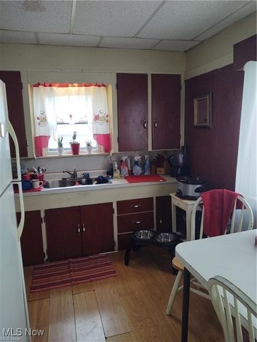 2224 W 101 st Street, Cleveland, OH 44102