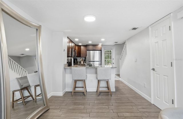 2209 FLETCHERS POINT CIRCLE, Tampa, FL 33613