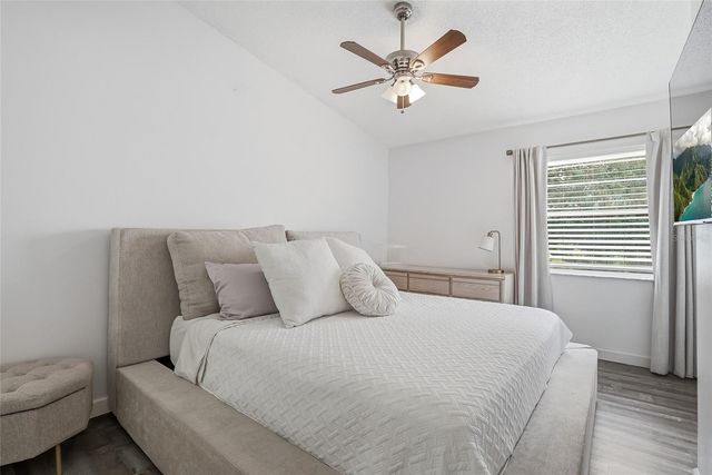 2209 FLETCHERS POINT CIRCLE, Tampa, FL 33613