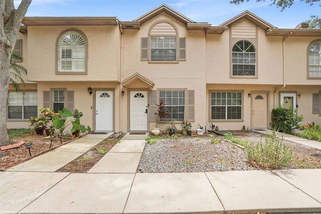 2209 FLETCHERS POINT CIRCLE, Tampa, FL 33613