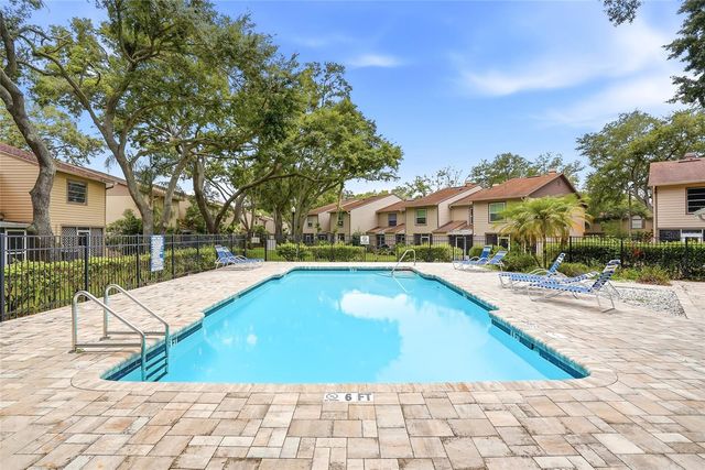 2209 FLETCHERS POINT CIRCLE, Tampa, FL 33613