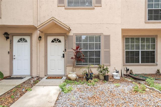 2209 FLETCHERS POINT CIRCLE, Tampa, FL 33613