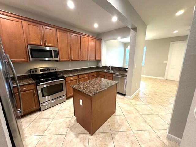 499 Corte Madera Lane 4, West Palm Beach, FL 33401