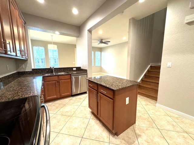 499 Corte Madera Lane 4, West Palm Beach, FL 33401