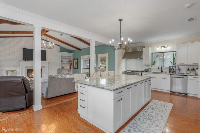 1000 Southridge Drive, Minden, LA 71055