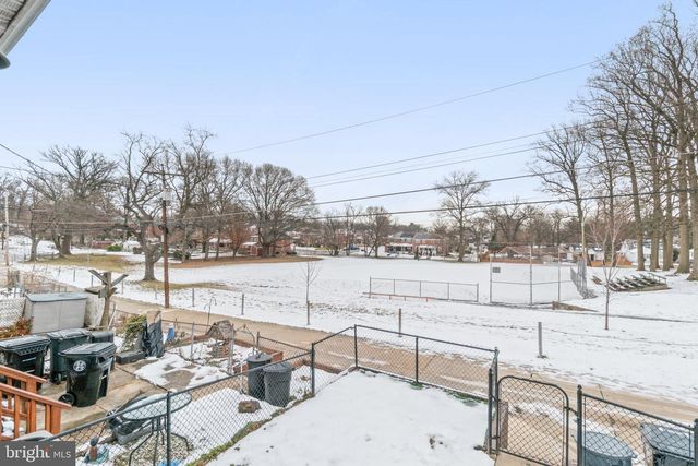 8619 OAK RD, Baltimore, MD 21234