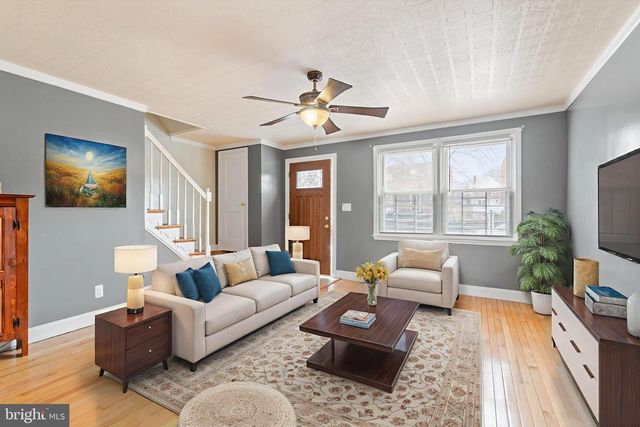 8619 OAK RD, Baltimore, MD 21234