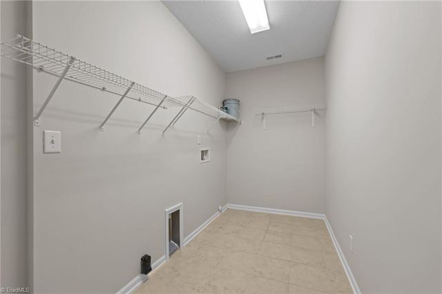 1004 Gretchen Lane A, Greensboro, NC 27410