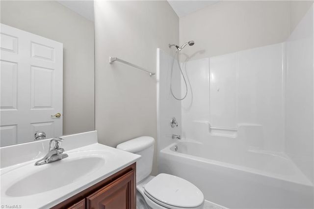 1004 Gretchen Lane A, Greensboro, NC 27410