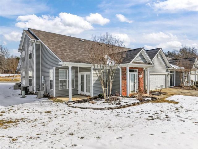 1004 Gretchen Lane A, Greensboro, NC 27410