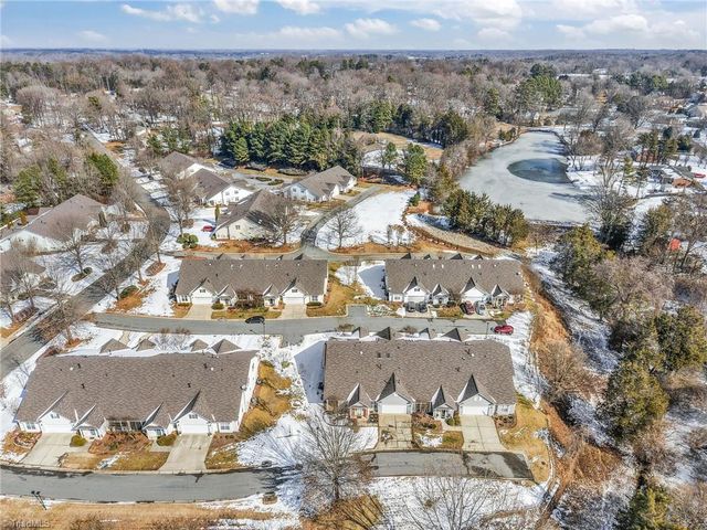 1004 Gretchen Lane A, Greensboro, NC 27410