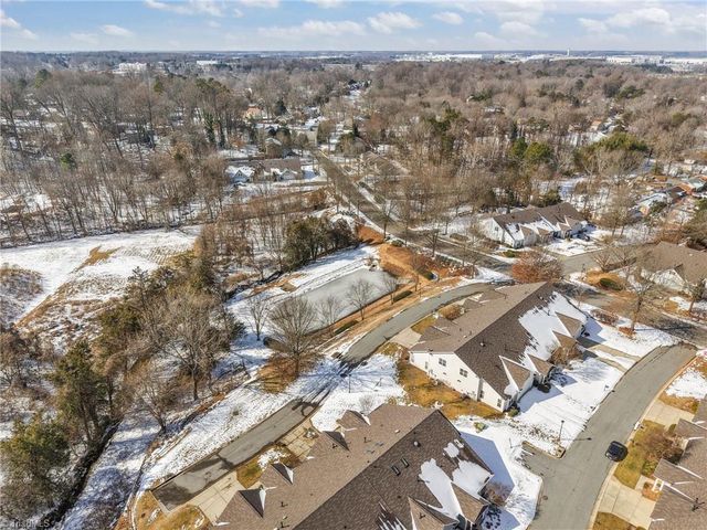 1004 Gretchen Lane A, Greensboro, NC 27410