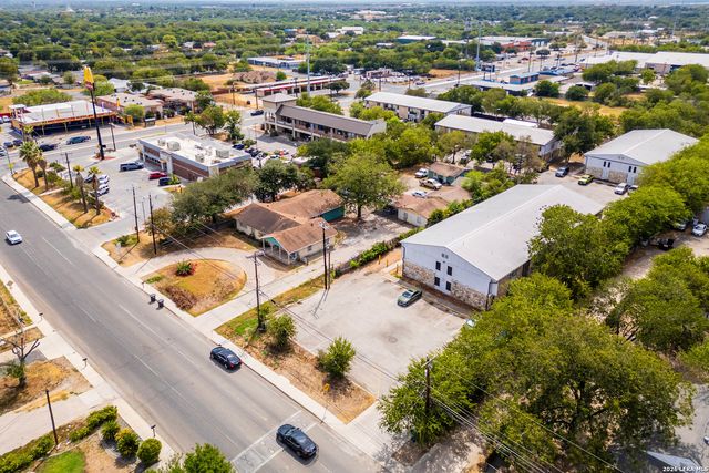 122 W Formosa, San Antonio, TX 78221