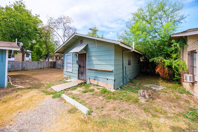 122 W Formosa, San Antonio, TX 78221