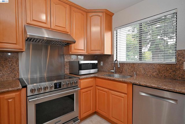 17994 Azalea Rd., Hayward, CA 94541