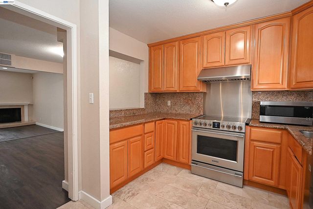 17994 Azalea Rd., Hayward, CA 94541