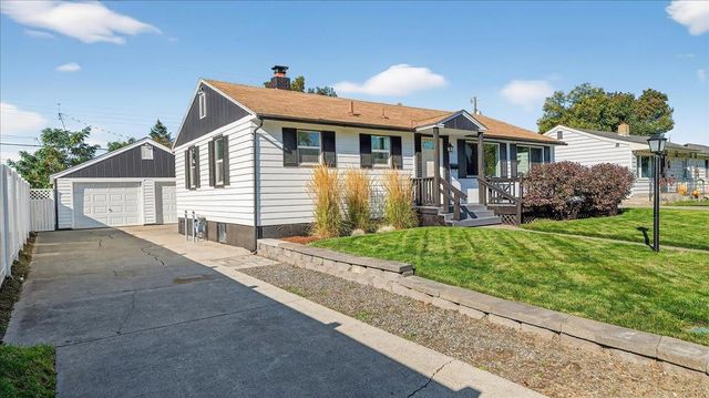 5511 N D St, Spokane, WA 99205