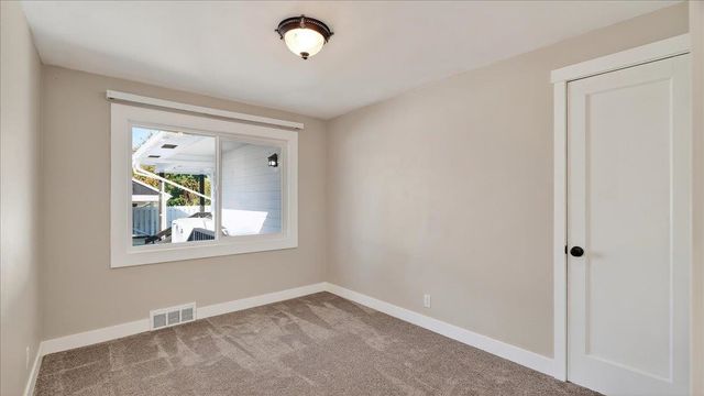 5511 N D St, Spokane, WA 99205