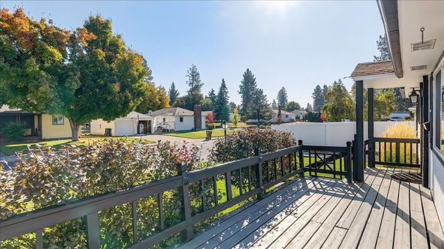 5511 N D St, Spokane, WA 99205
