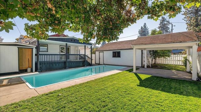 5511 N D St, Spokane, WA 99205
