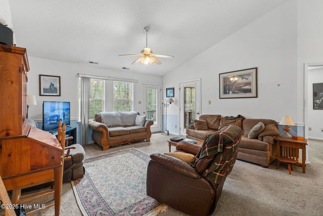 523 Jimmies Creek Drive, New Bern, NC 28562