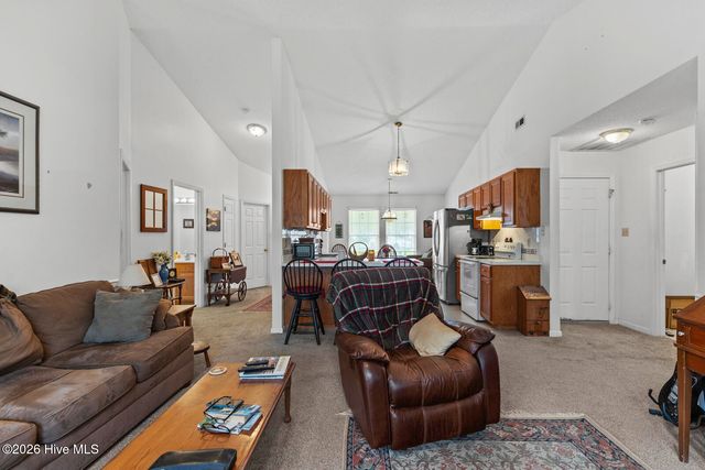 523 Jimmies Creek Drive, New Bern, NC 28562