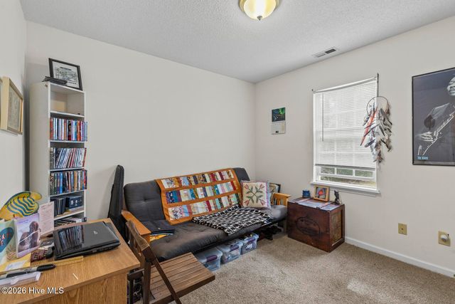 523 Jimmies Creek Drive, New Bern, NC 28562