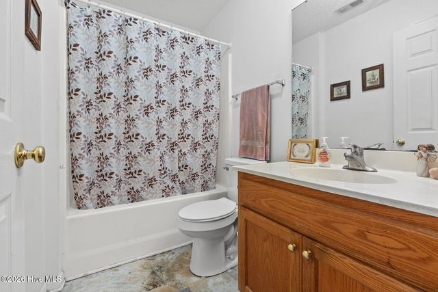 523 Jimmies Creek Drive, New Bern, NC 28562