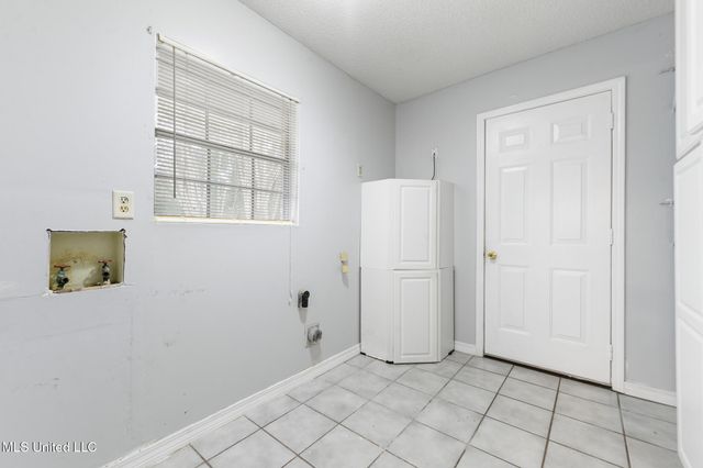 11498 Carondelet Street, Gulfport, MS 39503