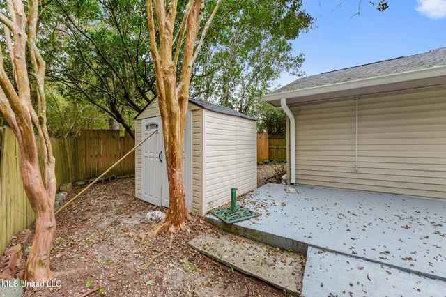 11498 Carondelet Street, Gulfport, MS 39503