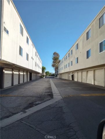 1661 Neil Armstrong 231, Montebello, CA 90640