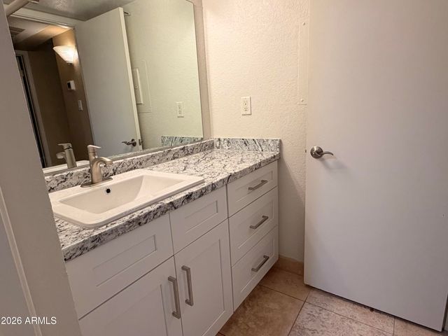 5995 N 78TH Street 1009, Scottsdale, AZ 85250