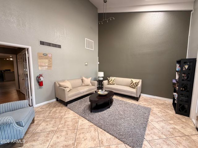 5995 N 78TH Street 1009, Scottsdale, AZ 85250