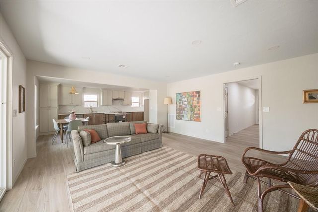 2716 Carlton Way, Oklahoma City, OK 73120