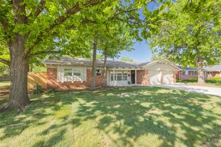 2716 Carlton Way, Oklahoma City, OK 73120