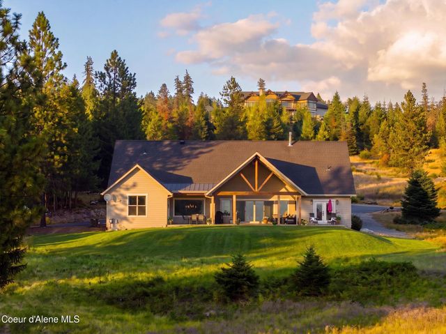 8797 S HANA DR, Harrison, ID 83833