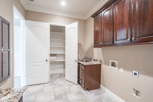 6312 Homestead Blvd, Midland, TX 79707