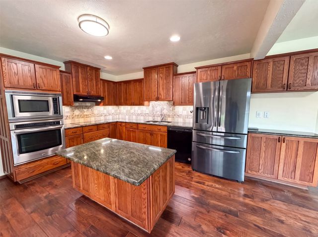 530 Shadowcrest Lane, Coppell, TX 75019