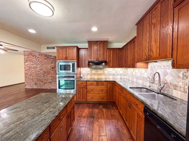 530 Shadowcrest Lane, Coppell, TX 75019