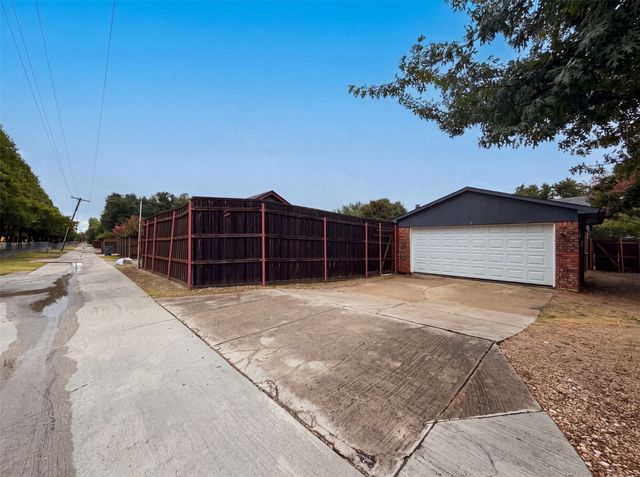 530 Shadowcrest Lane, Coppell, TX 75019