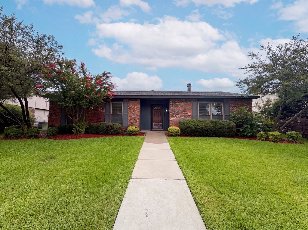 530 Shadowcrest Lane, Coppell, TX 75019