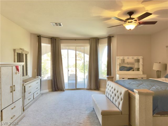 11132 Pentland Downs Street, Las Vegas, NV 89141