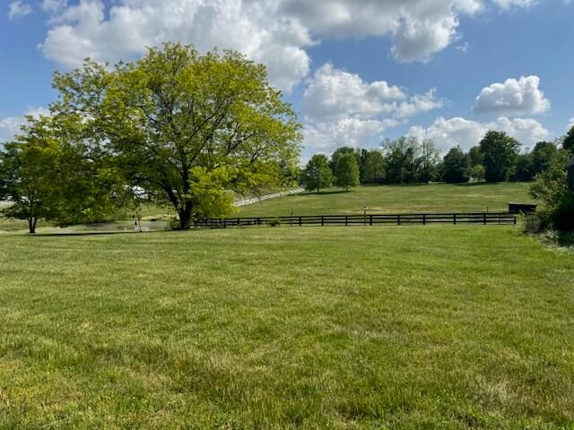 235 Winterhawk Lane, Danville, KY 40422